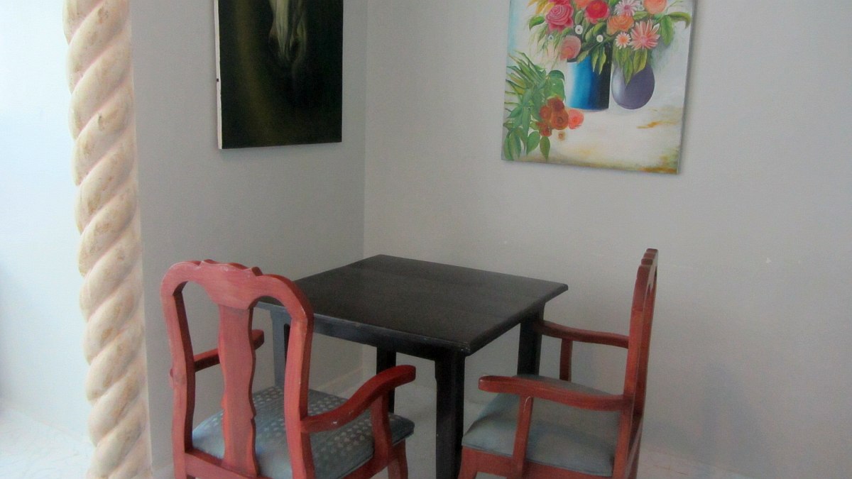 Extra table if you prepare your own meals